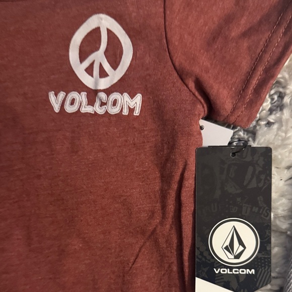 Volcom Set - Picture 6 of 9
